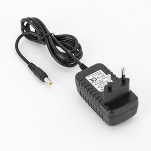 YLI-12-1 * Sursa de alimentare in comutatie de 12Vcc/1A, pentru prize, carcasa din plastic cu LED de stare